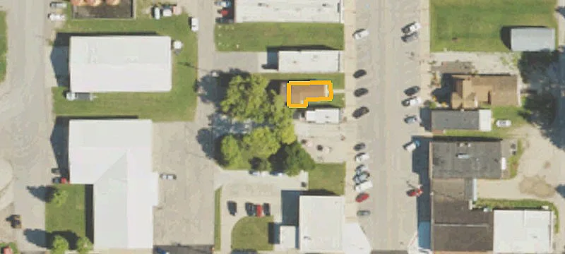 109 Roland St