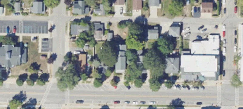 215 Main St