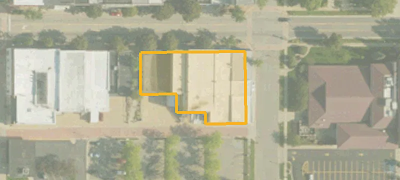 30 Main St