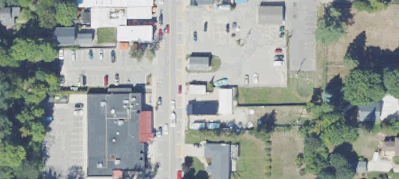 111 Waukazoo St