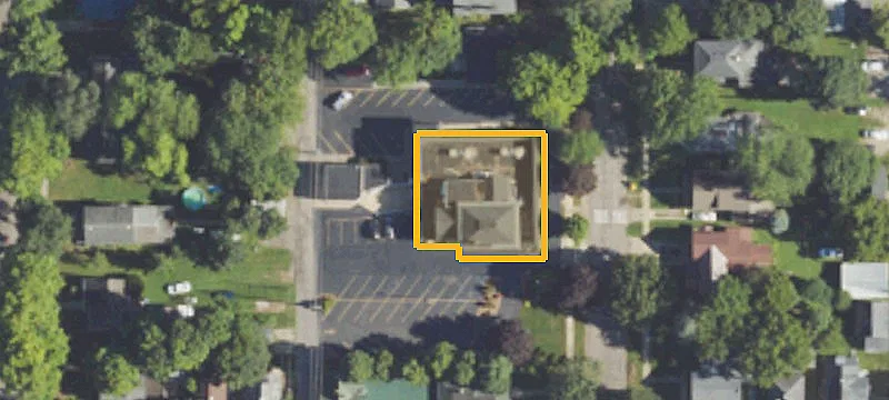 44 Manning St
