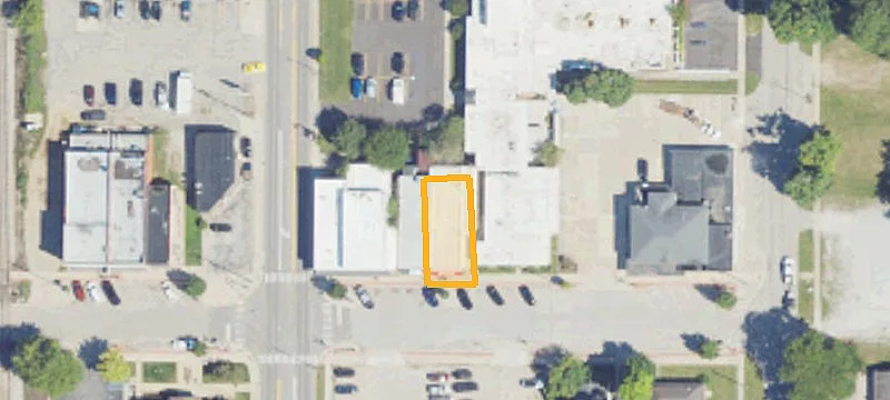 21 Main St