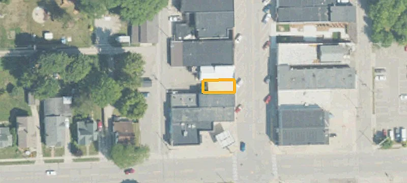 15 Main St