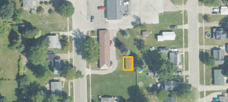 27 Maude St
