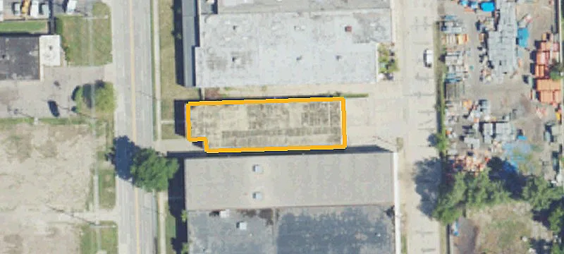 23542 Schoenherr Rd