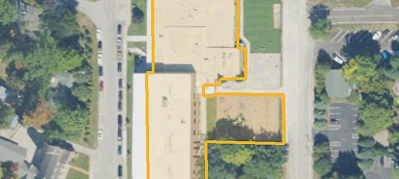 200 Grand Ave
