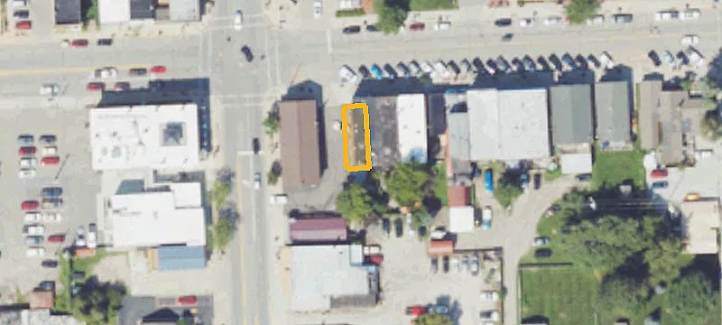 7262 Huron Ave