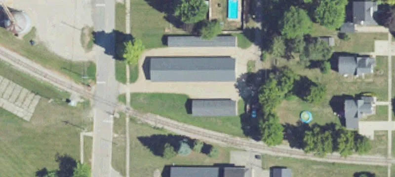 327 Pne Riv St