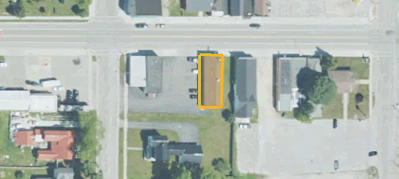 322 Deer St