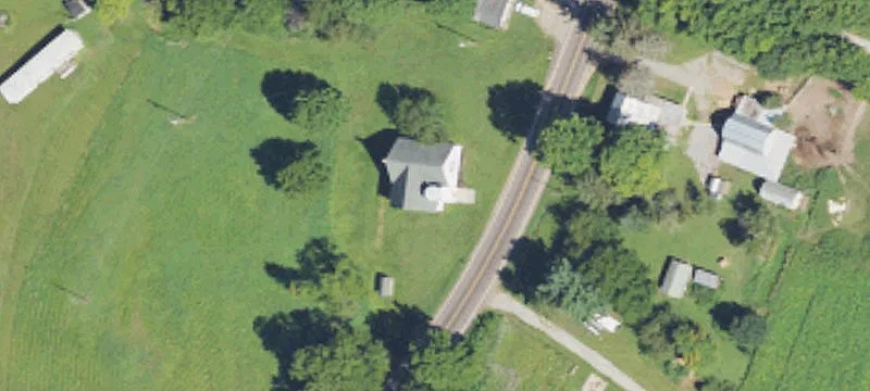 586 Ray Quincy Rd