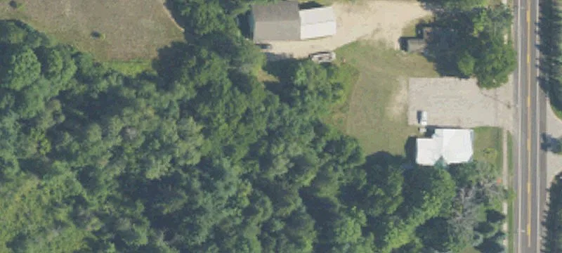 2735 Main St