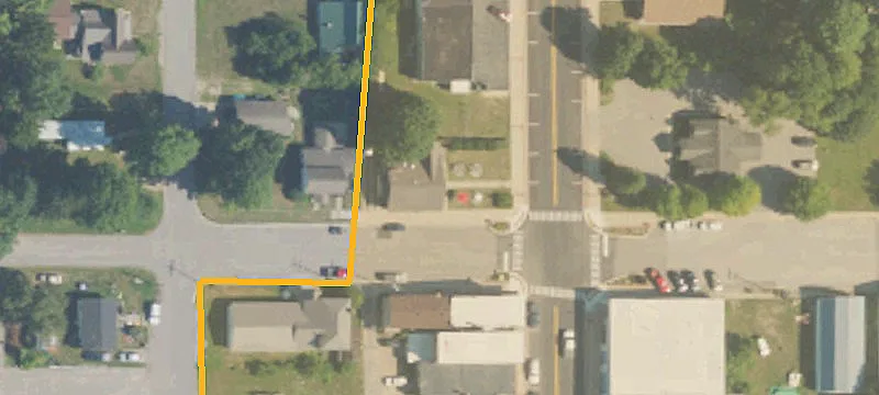 2461 Main St