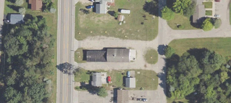 829 Lakeshore Dr