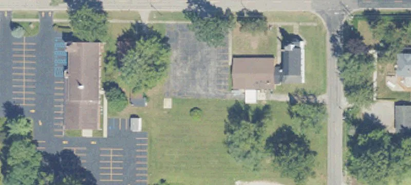 5712 Sawyer Rd
