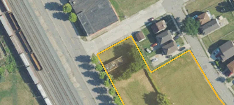 1260 Industrial St