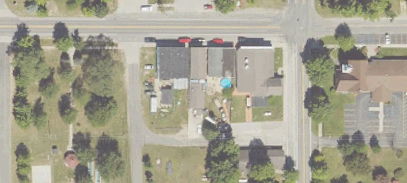 5689 Fox Rd