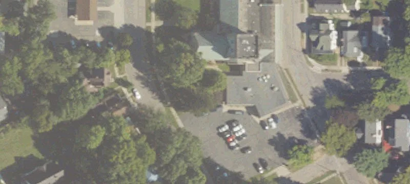 39 4th St