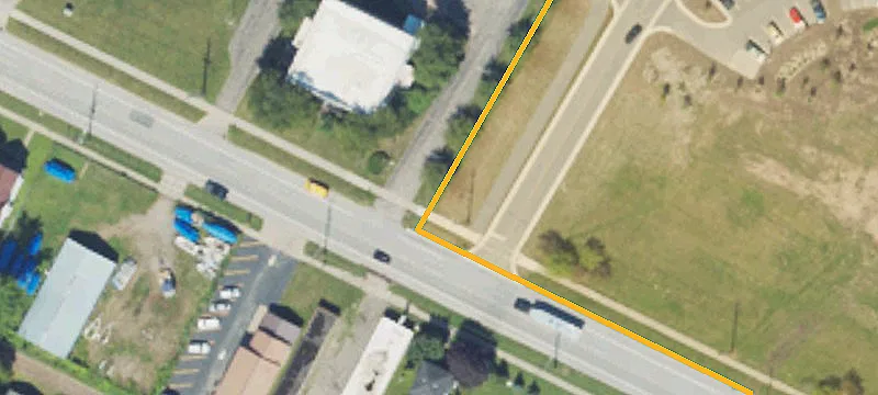 725 Portage Ave