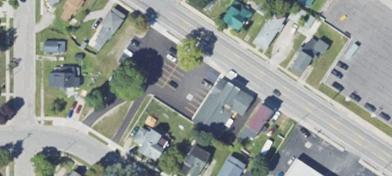 525 Mackinaw Ave