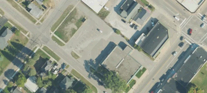 4th St