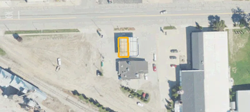 4139 Main St