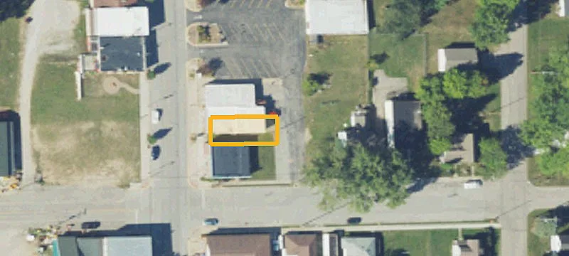 215 2nd St