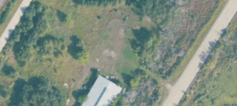 1202 Lk Shr Dr