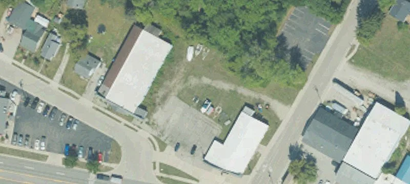 Saginaw St Parking