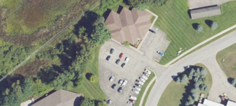 211 Pne Lk Dr