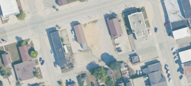 1015 Delta Ave