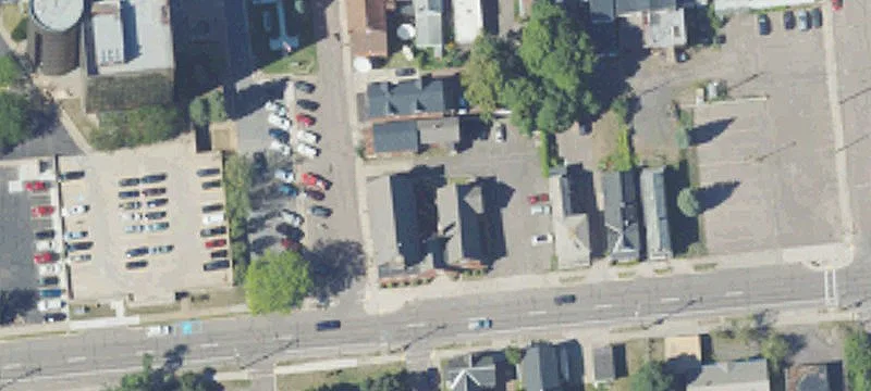 323 Hancock St