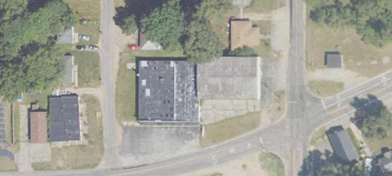 2075 Red Arrow Hwy