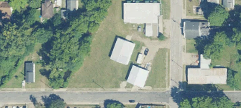 404 Oak St