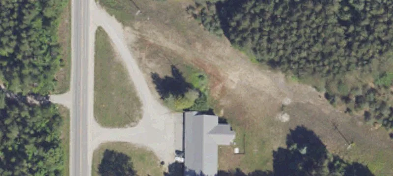 9243 Maple City Rd