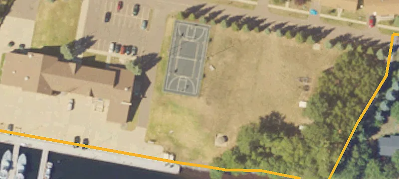 22911 Chippewa Trl