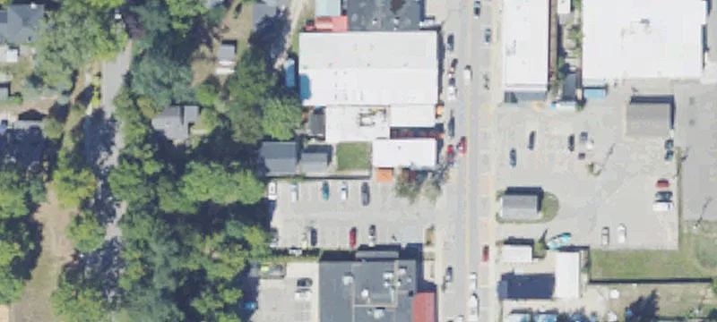 110 Waukazoo St