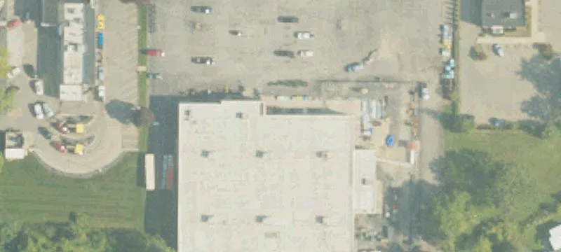 1328 Main St
