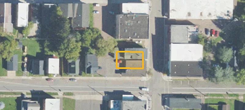 208 Sophie St