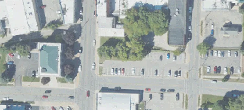 Maple St
