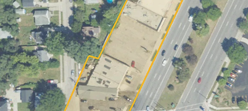 26069 Gratiot Ave