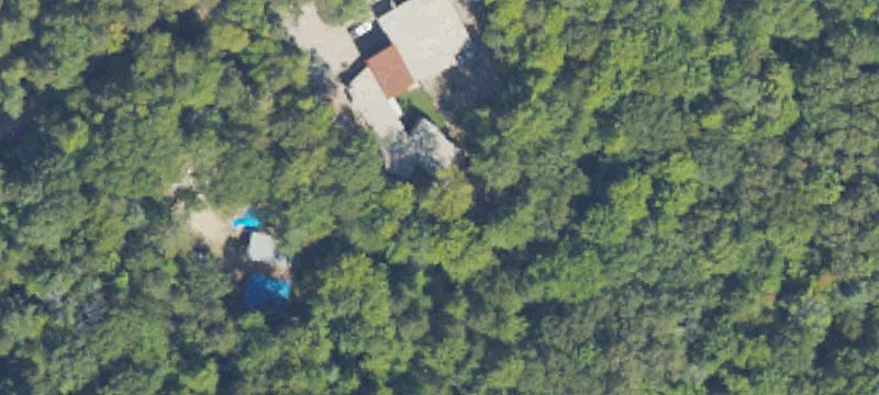 5560 Leland Woods Dr