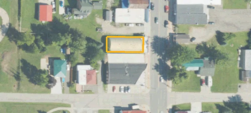 122 Main St