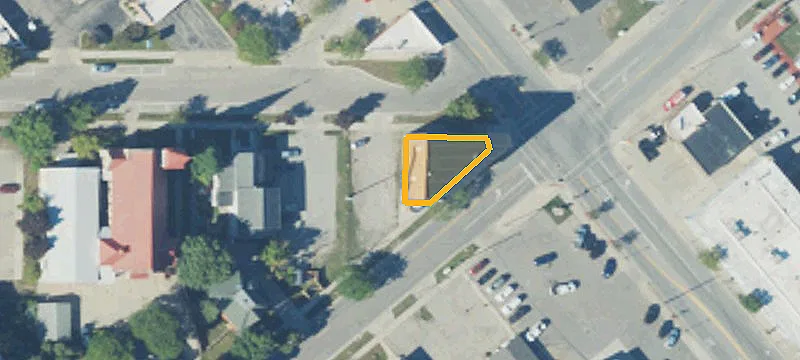 150 Chisholm St