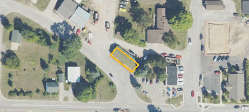 208 Main St