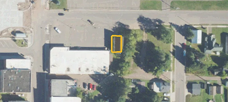 211th E Mary St