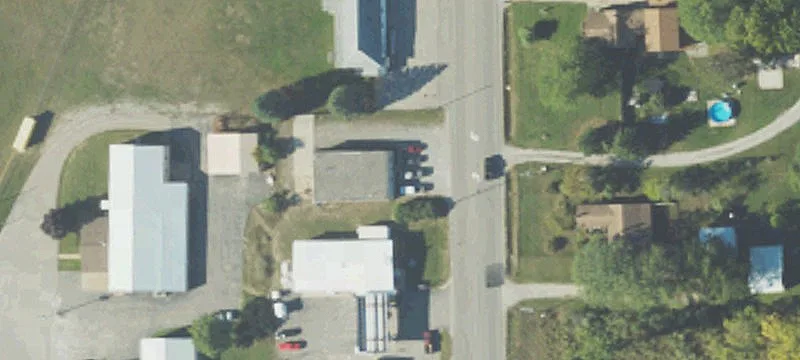 925 Barlow Rd