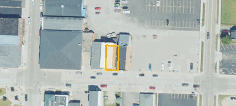 214 Oak St