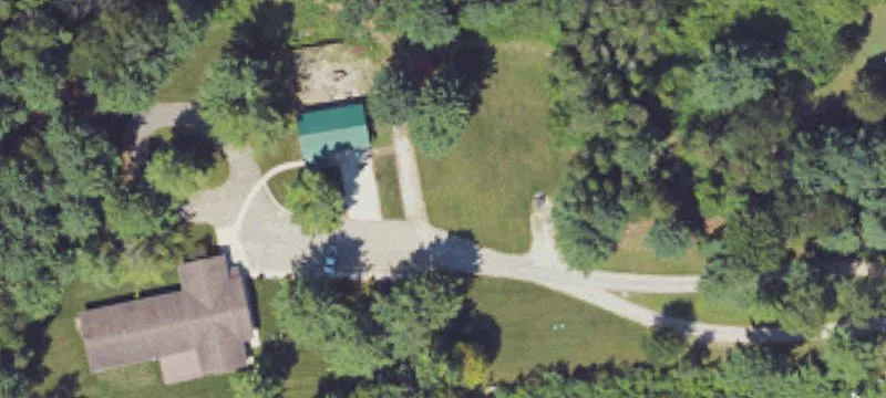 5090 Lakeshore Rd