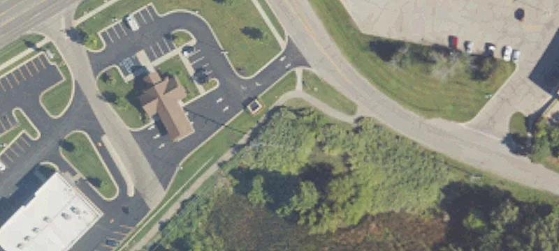 82 Douglas Ave