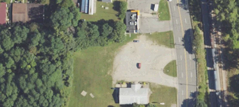 370 Carleton Rd